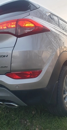 Hyundai Tucson cena 62000 przebieg: 251000, rok produkcji 2017 z Barczewo małe 326